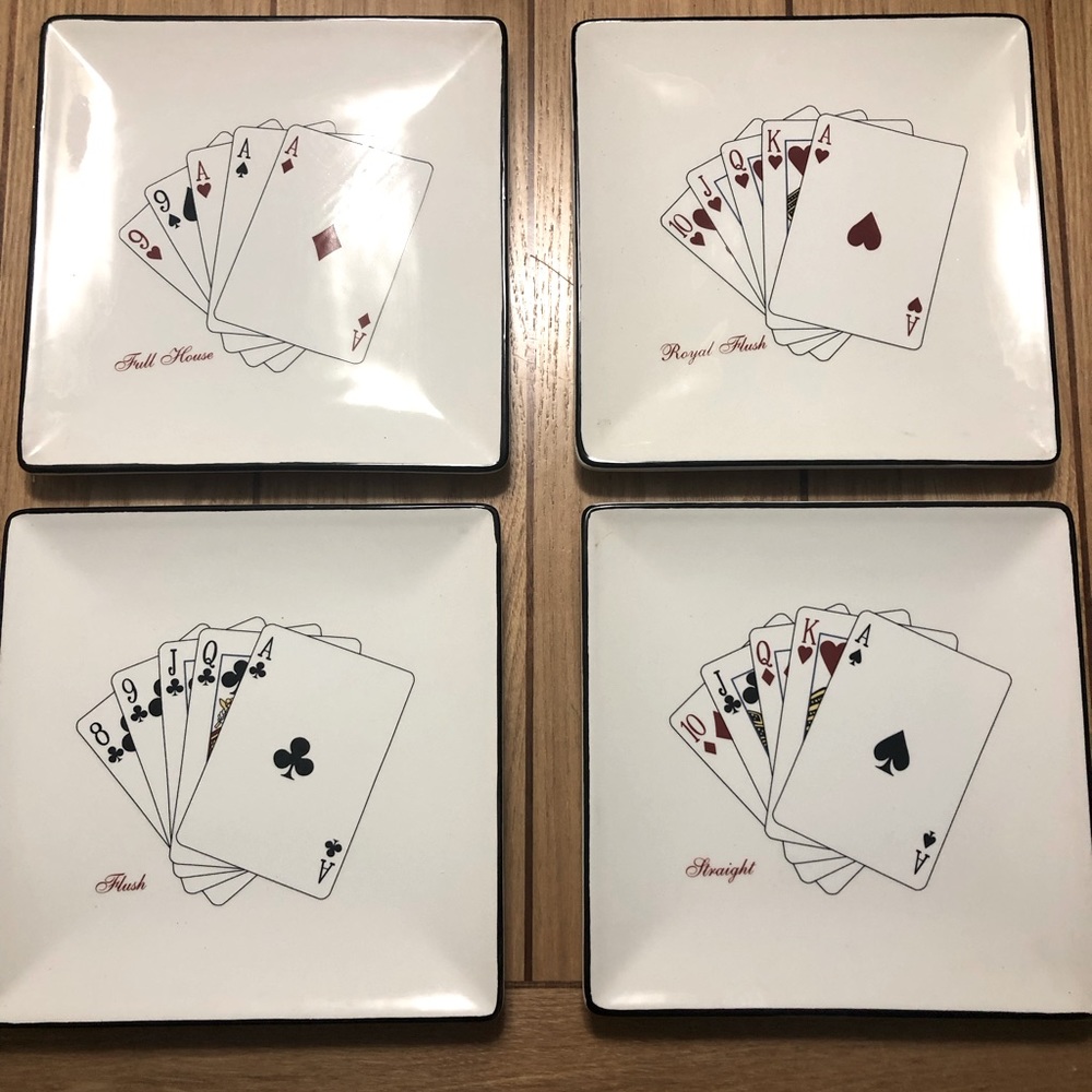 ♠️Casino Royale♦️4 Plates♣️